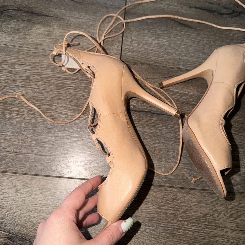 Vince Camuto Lace-Up Peep Toe Heels in Nude Size 8